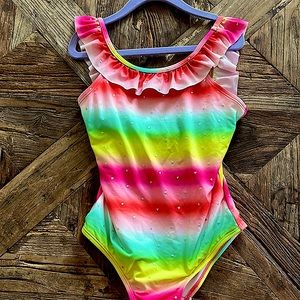 Kids Hatley swim suit size 7 girls, never worn!